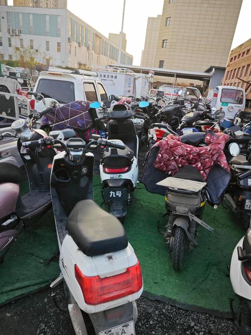 标耀北京牌照电动车出售价目表：2025年最新行情与避坑指南